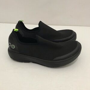 Oofos OOmg  Eezee Low Black Shoes Women’s Size 8.5